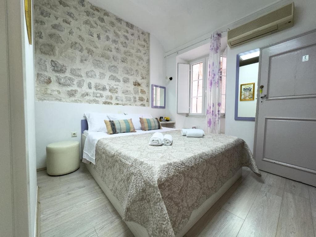Cozy one bedroom apartment 9