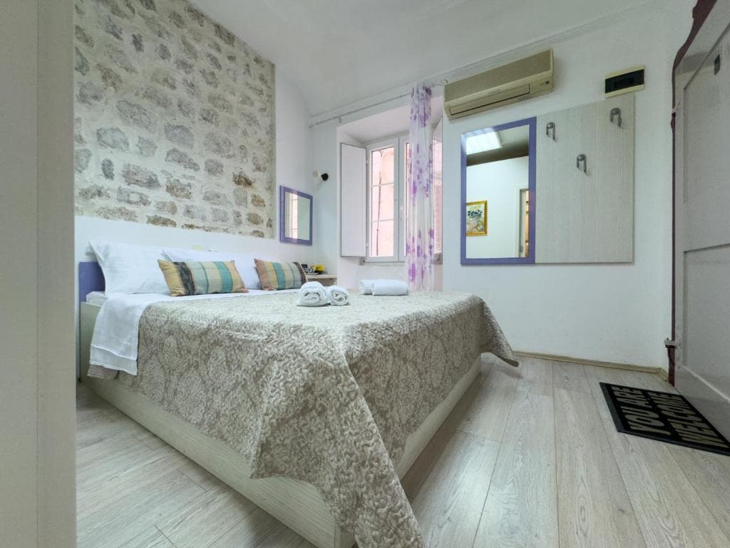 Cozy one bedroom apartment