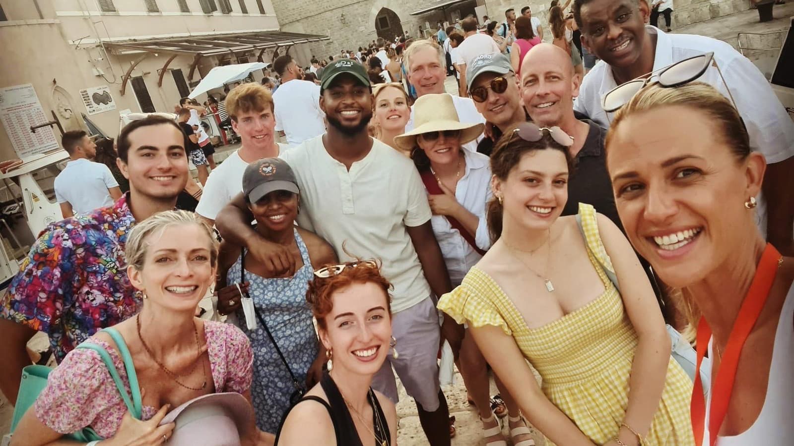 Private luxury speedboat tour cruising near Dubrovnik Old Town walls
